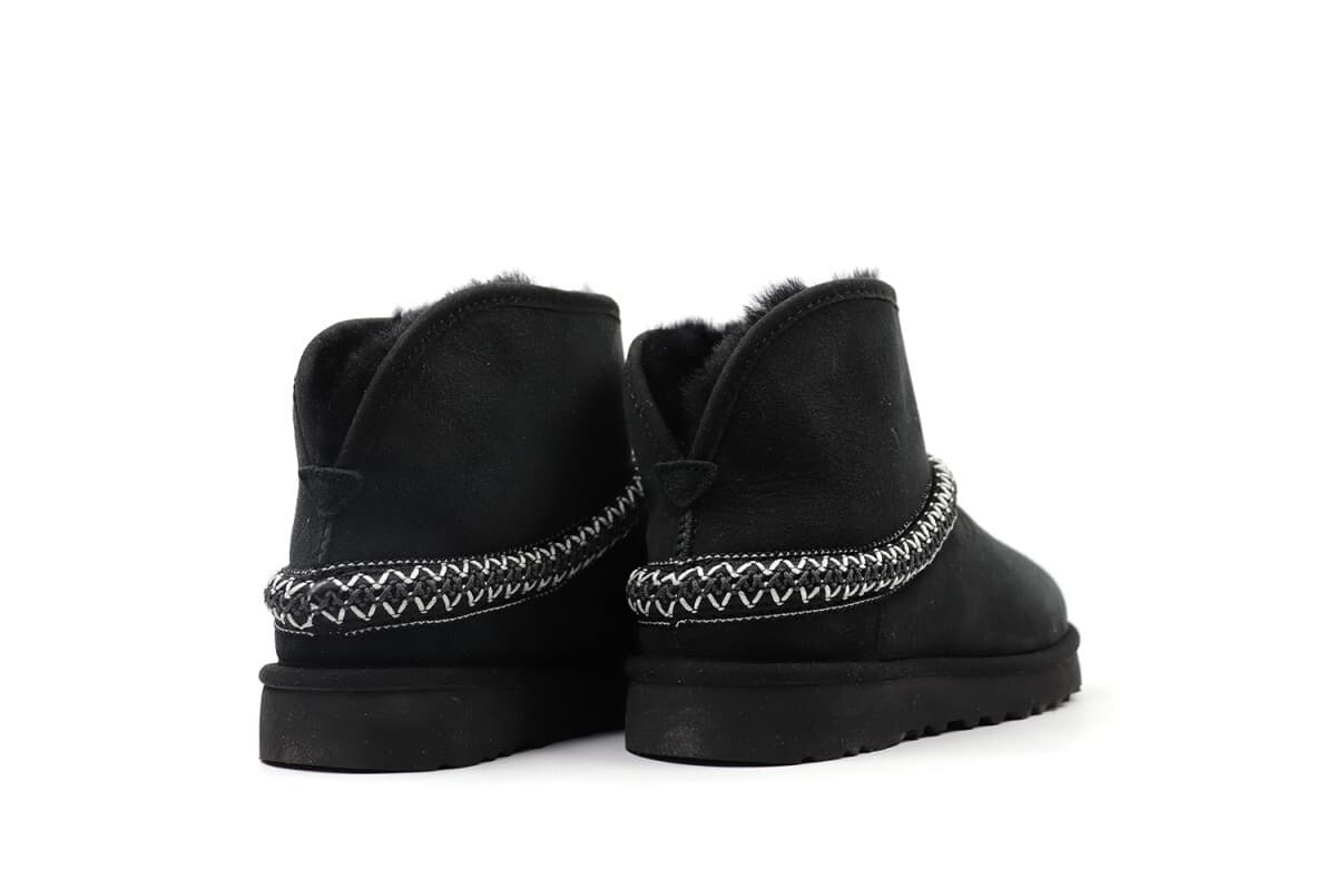 UGG Classic Mini Cresent Чёрный — фото 4